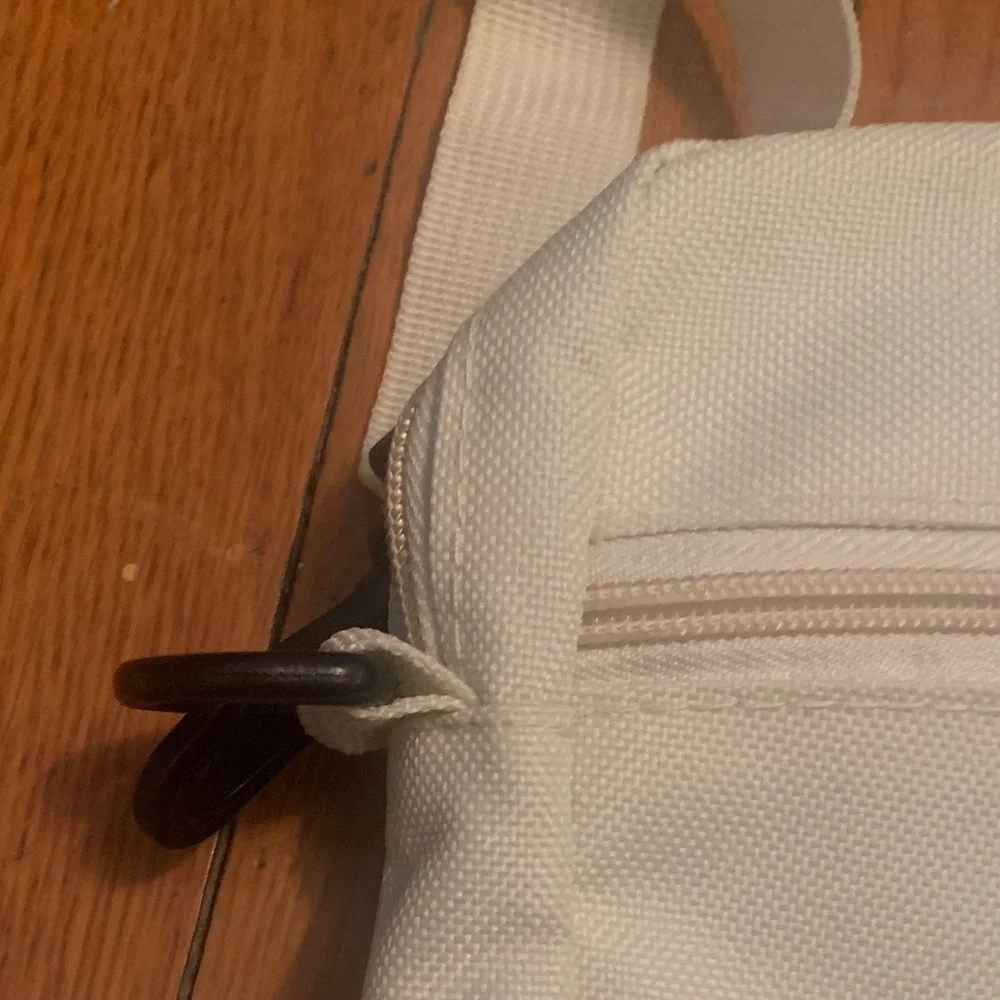 NWOT Crossbody Bag - Picture 7 of 7